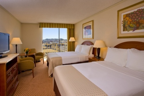 Holiday Inn Civic Center 003